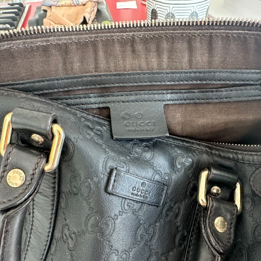 Gucci Black Embossed Tote Bag - Picture 6 of 10